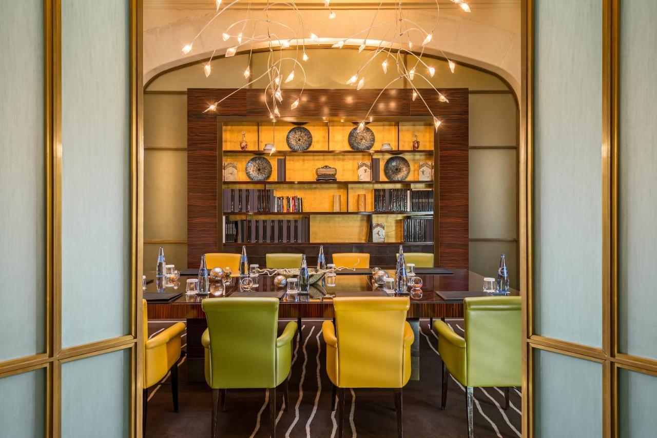 Hotel Casa Fuster G.L Monumento Barcellona Esterno foto The boardroom at the Mandarin Oriental, London