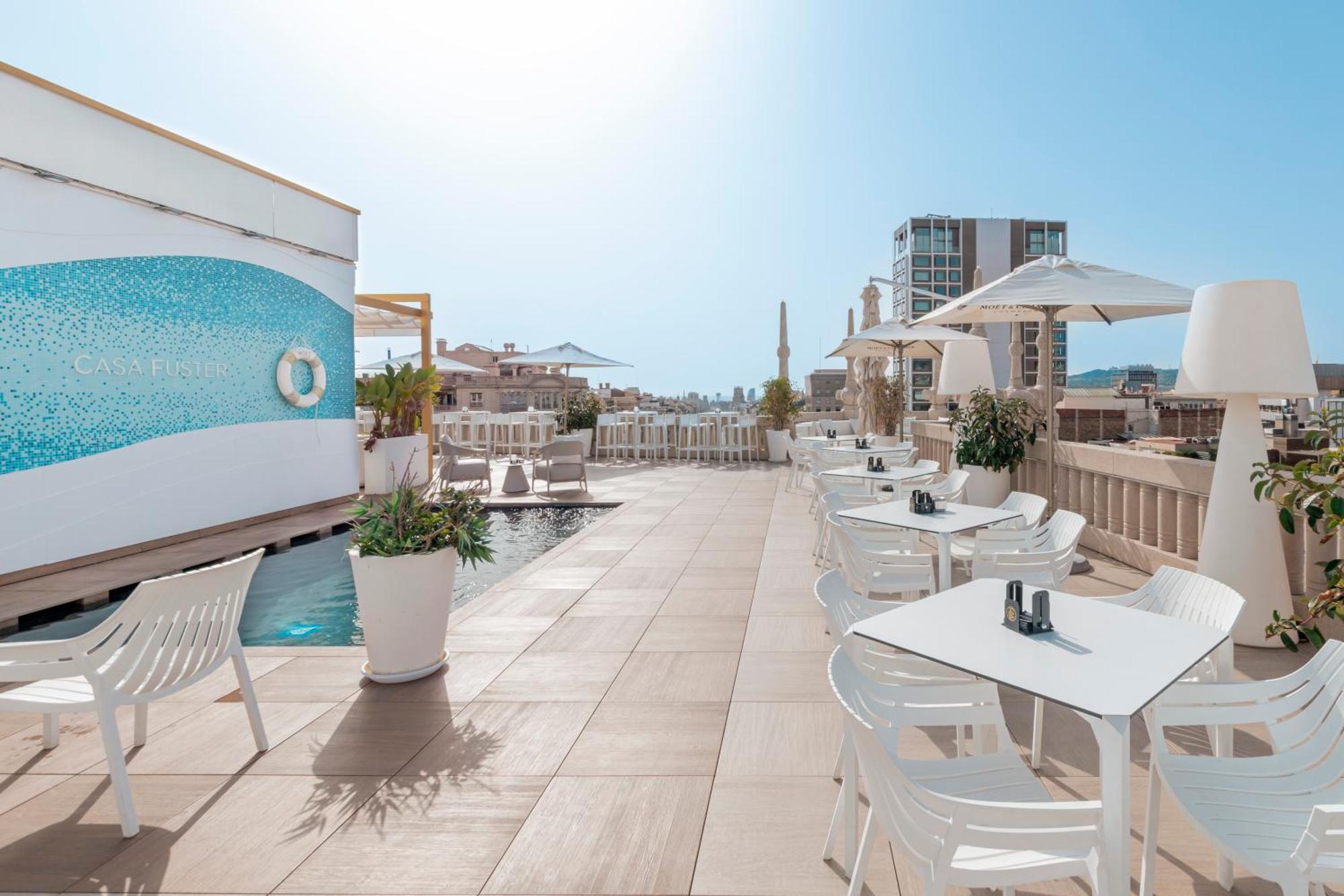 Hotel Casa Fuster G.L Monumento Barcellona Esterno foto The rooftop terrace