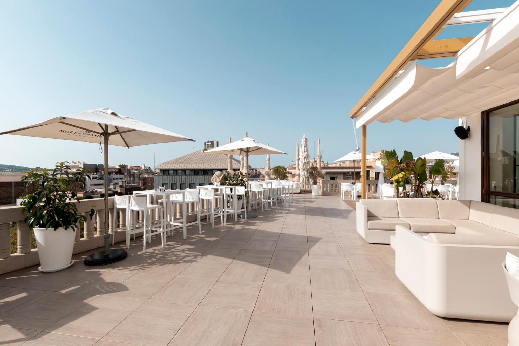 Hotel Casa Fuster G.L Monumento Barcellona Esterno foto The Sky Bar